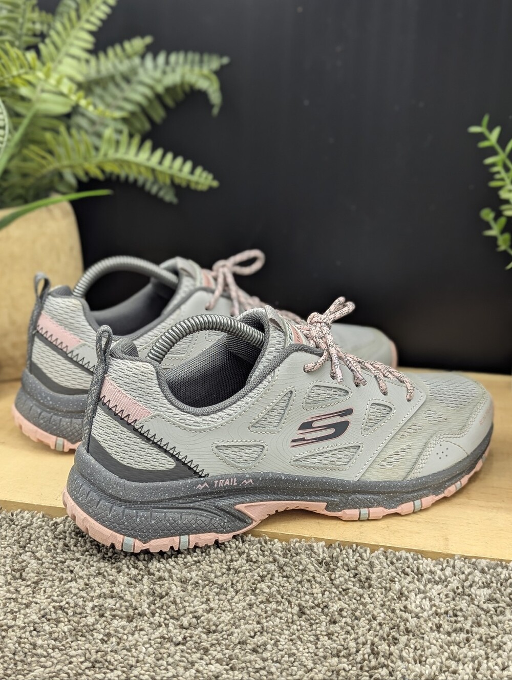 Skechers Hillcrest Pure Escapade Women's Size 9 Comfort Shoes Casual - Picture 2 of 9